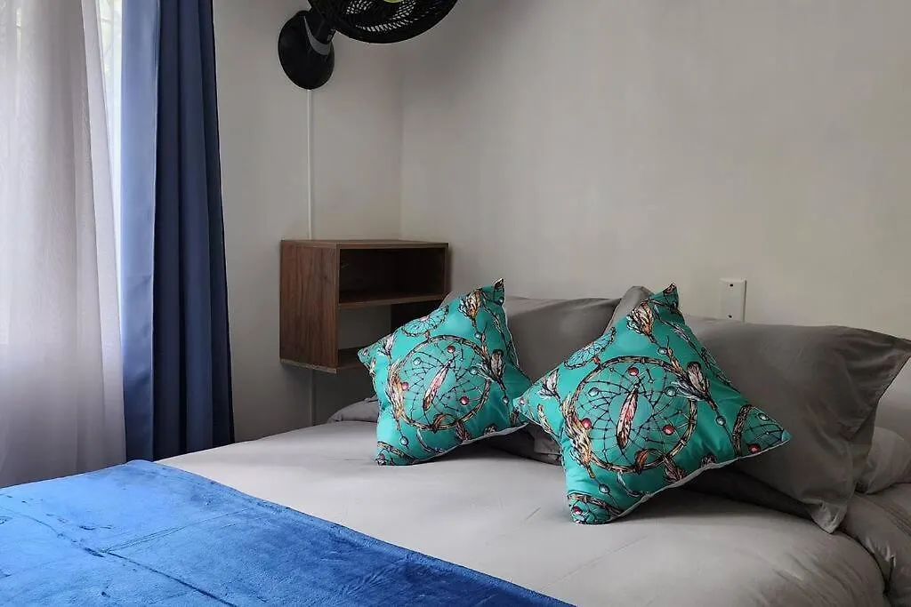 Casa De Las Palmas Medellin Apartment
